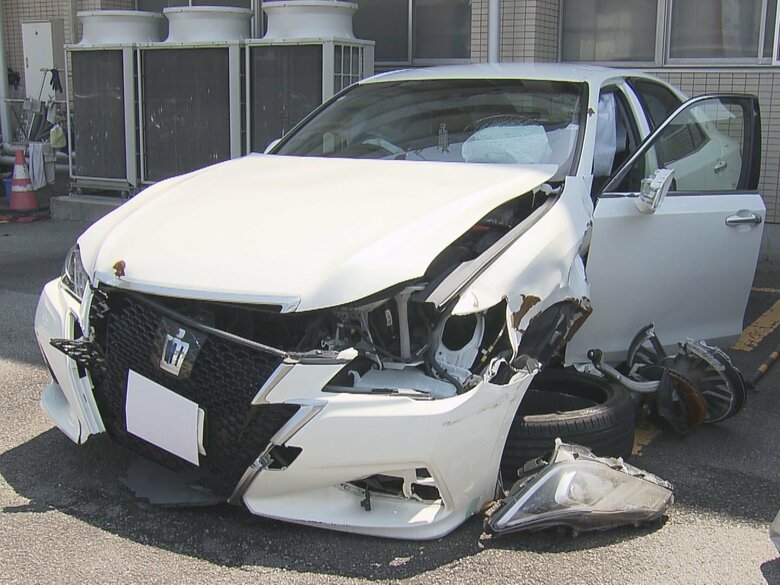 電柱等に衝突し車を放置し逃走か…「家に帰ってから酒を飲んだ」飲酒運転を否認の男 事故前に飲食店で酒の提供受ける｜FNNプライムオンライン