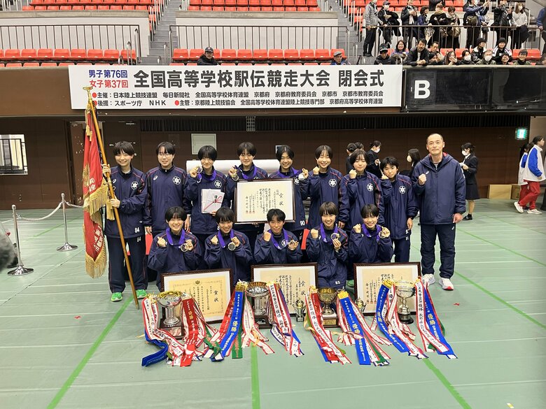 【高校駅伝】　女子・長野東が連覇達成！一度も先頭を譲らず3回目の優勝　佐久長聖は3連覇狙うも10位　｜FNNプライムオンライン
