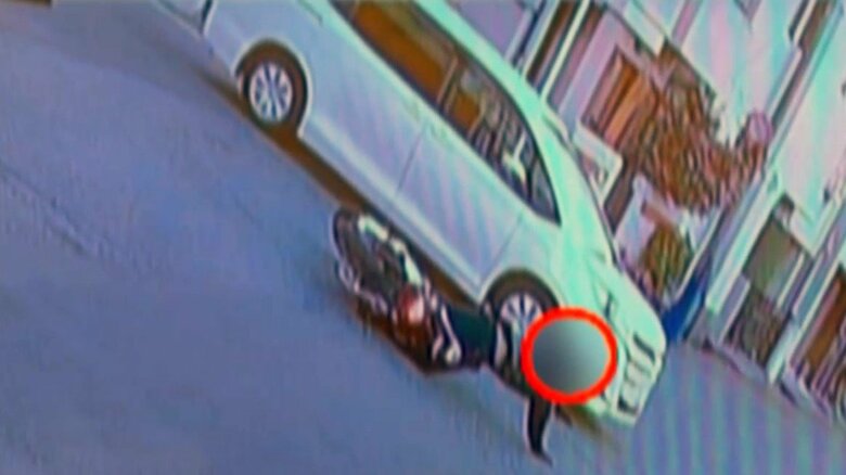 【独自】「俺、無免許やから」逆走バイクが「いきなり横からドン！」衝突された車の運転手は“全身むち打ち”に…バイク運転手は「痛い、だるいと文句言い」逃走　大阪・堺市｜FNNプライムオンライン