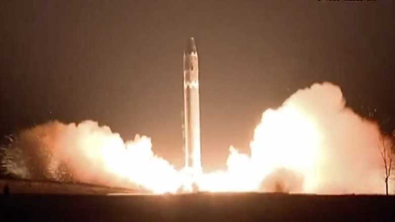北朝鮮がICBMをロフテッド軌道に打ち上げた理由は二つある