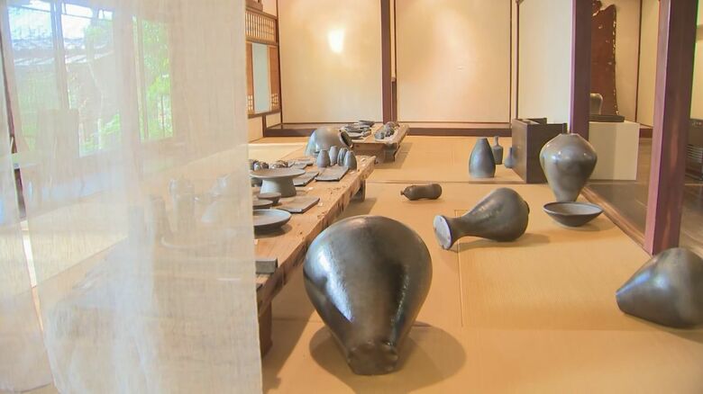 地震で転がったままの作品