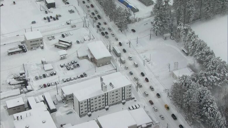 市内各地で渋滞が発生