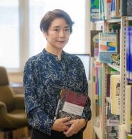 岡山市の就実大学　新学長に人文科学部長の井上あえか氏（６１）【岡山】