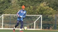 V長崎が始動!山口蛍など新加入で「今年こそはJ1昇格」決意新たに エンブレム一新