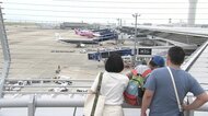 遠距離恋愛もこれまでにない“遠さ”…コロナ下の空港展望デッキの1日　飛び交う飛行機と交差する人間模様【愛知発】