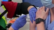 米FDAが交互接種を承認 政府は接種対象「5歳以上」に拡大