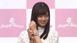橋本環奈が腕時計ゲットを賭けゴルフに挑戦! 報道陣に見守られ「プレッシャーでしかない」