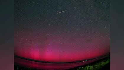 低緯度オーロラ＆ペルセウス座流星群…共演は『国内初』か 「こんなレアなことが本当に」関係者からも驚きの声 強い磁気嵐で柱状も確認 北海道