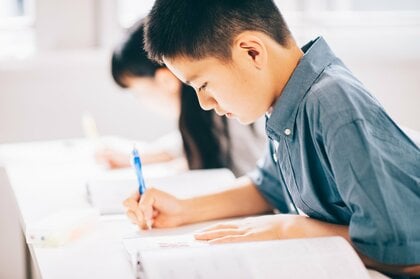 エナジードリンクを差し入れする親もいるとのこと(画像はイメージ)