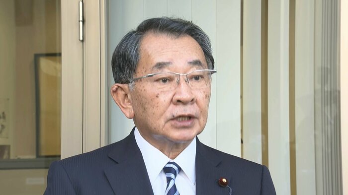 疑念を深めるきっかけを作った塩谷座長(12月10日)