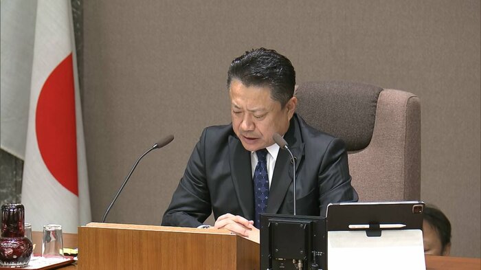 川勝知事を注意する中沢公彦 議長(12月12日)