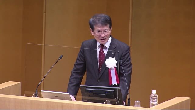 九州大学で開学記念式典 新型コロナで4カ月遅れ OBの中村哲医師に特別感謝状