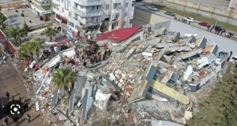 「違法改築」で36人死亡も逮捕者なし　SNS妨害も…トルコ大地震から半年で遺族は｜FNNプライムオンライン
