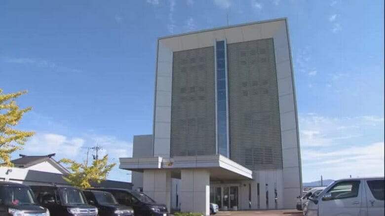 小松市の国道で車と歩行者の衝突事故　道路を横断していた８７歳男性が死亡｜FNNプライムオンライン