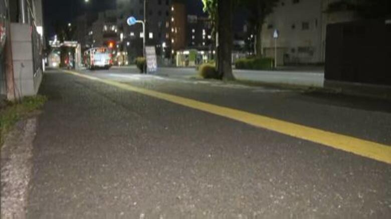 自転車に乗った男が79歳女性に接触したにも関わらず逃走…女性は左腕の骨を折る重傷　ひき逃げ事件として警察が行方追う｜FNNプライムオンライン