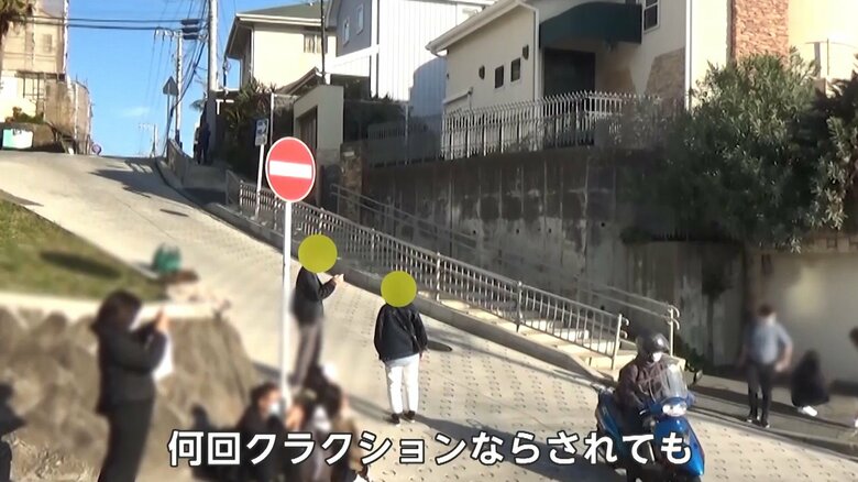 車が去ったあと、撮影を続けていた
