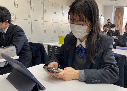 終礼の時間にスマホに「日記を書く」