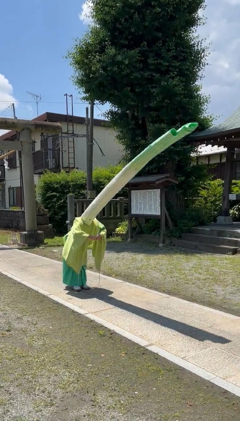 ゆっくりとお辞儀していく