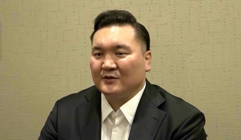 宮城野親方（元横綱・白鵬）