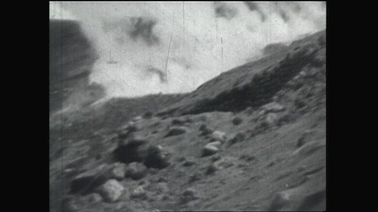 高速で斜面を下る泥流が発生（1926年）