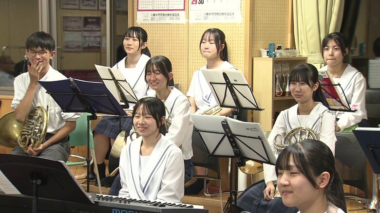 緊張していた部員たちも笑顔になっていた