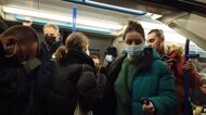 オミクロン株の感染確認 18の國と地域に イギリスではマスク著用が義務化