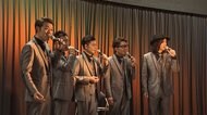独占! “老人ホームのアイドル” ライバルは純烈...人気のワケ