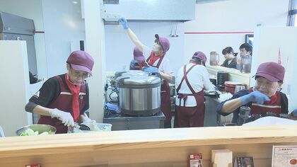 「注文間違えたら“違うよ”と言って」求人は75歳以上！？　平均年齢76歳　おばあちゃんが輝くカレー店【愛媛発】