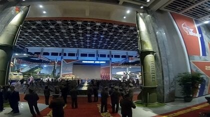 日本の防衛はもはや困難...ついに登場した北朝鮮の“極超音速滑空体ミサイル”と“不規則軌道潜水艦発射弾道ミサイル“の脅威 ～北朝鮮 の戦略について軍事専門家の解説～｜FNNプライムオンライン