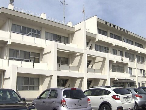 自転車で赤信号を無視か…畑に向かっていた90歳男性が交差点で車にはねられ死亡 車の運転手にはケガなし