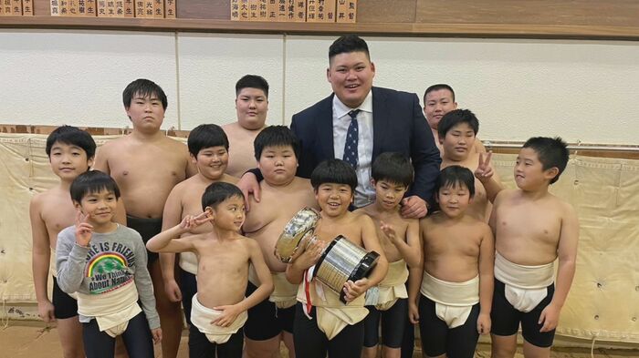 相撲教室を訪れた大の里