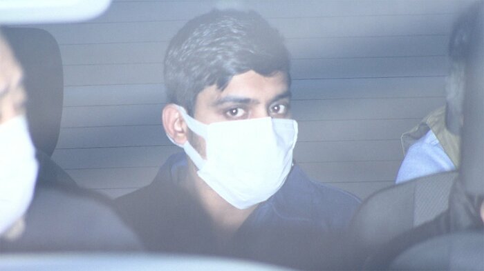 パキスタン人の容疑者4人は、先月26日、警視庁月島署に連行された