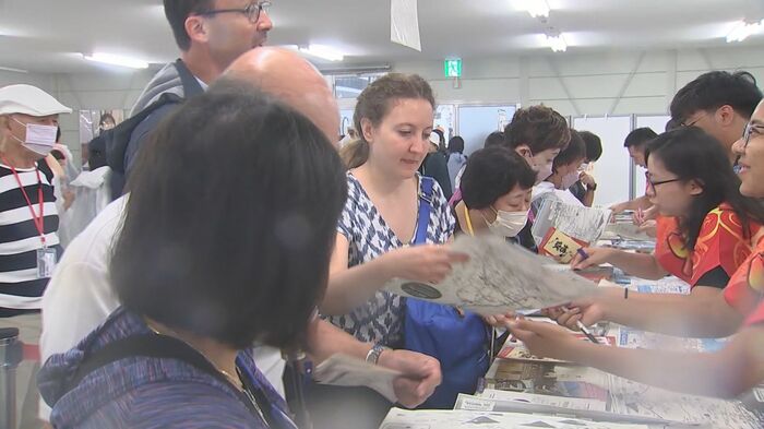 外国人留学生が観光案内