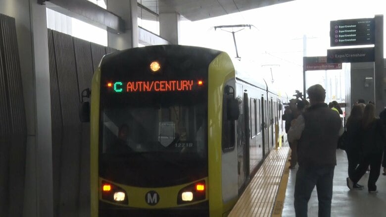 2028年オリンピック開催を前に…ロサンゼルスに新たな鉄道の駅が誕生！空港とつながる予定で深刻な“交通渋滞”緩和に期待　アメリカ｜FNNプライムオンライン