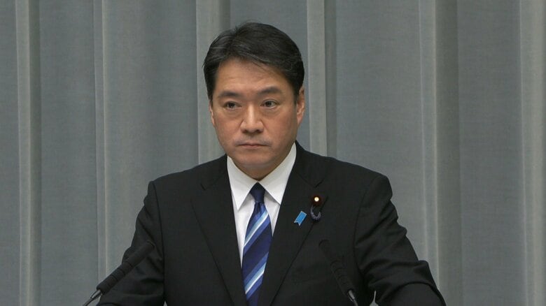 尾崎副長官「国民の大きな誇りと励みに」　ノーベル化学賞に硤合名誉教授　21世紀以降の自然科学系3分野、受賞者数世界第2位｜FNNプライムオンライン