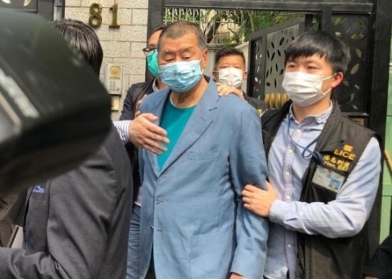 親民主派のメディア「リンゴ日報」の創業者・黎智英氏ら15人の逮捕で反政府デモへの圧力か(ウェイボより)