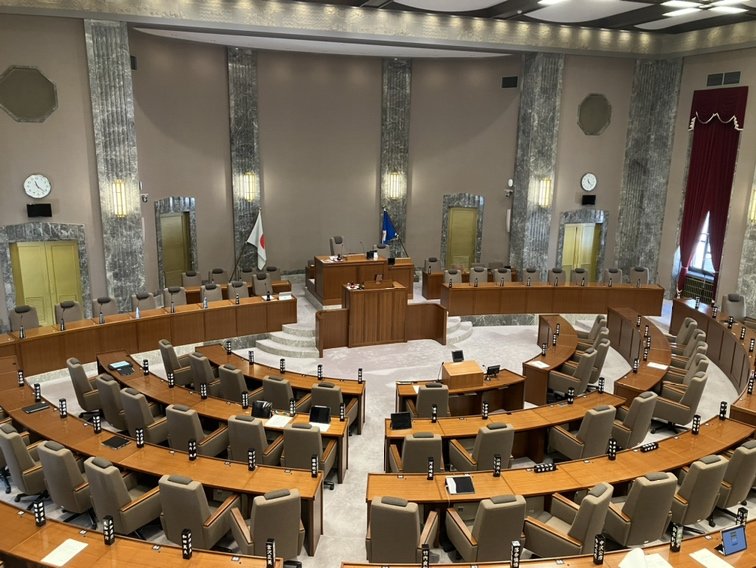 静岡県議会の議場