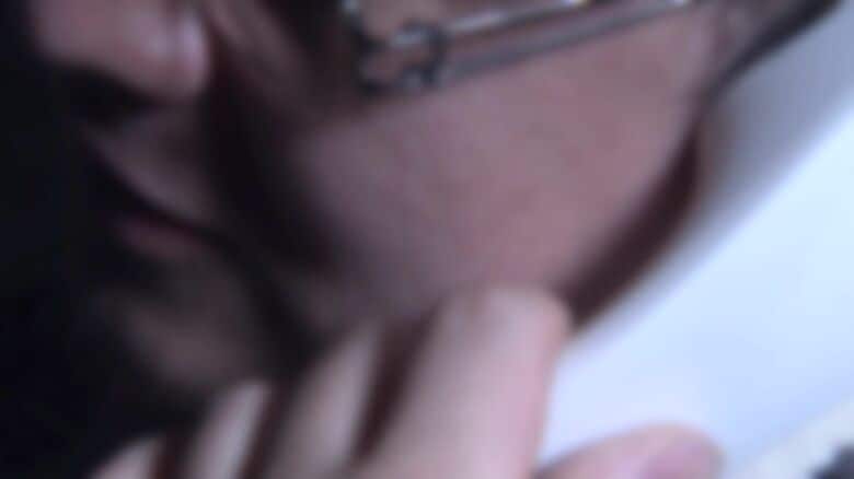 警察官騙る電話