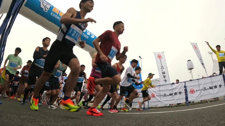 午前4時30分「釧路空港マラソン」がスタート