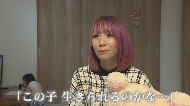 律月君の母親　小村憂さん