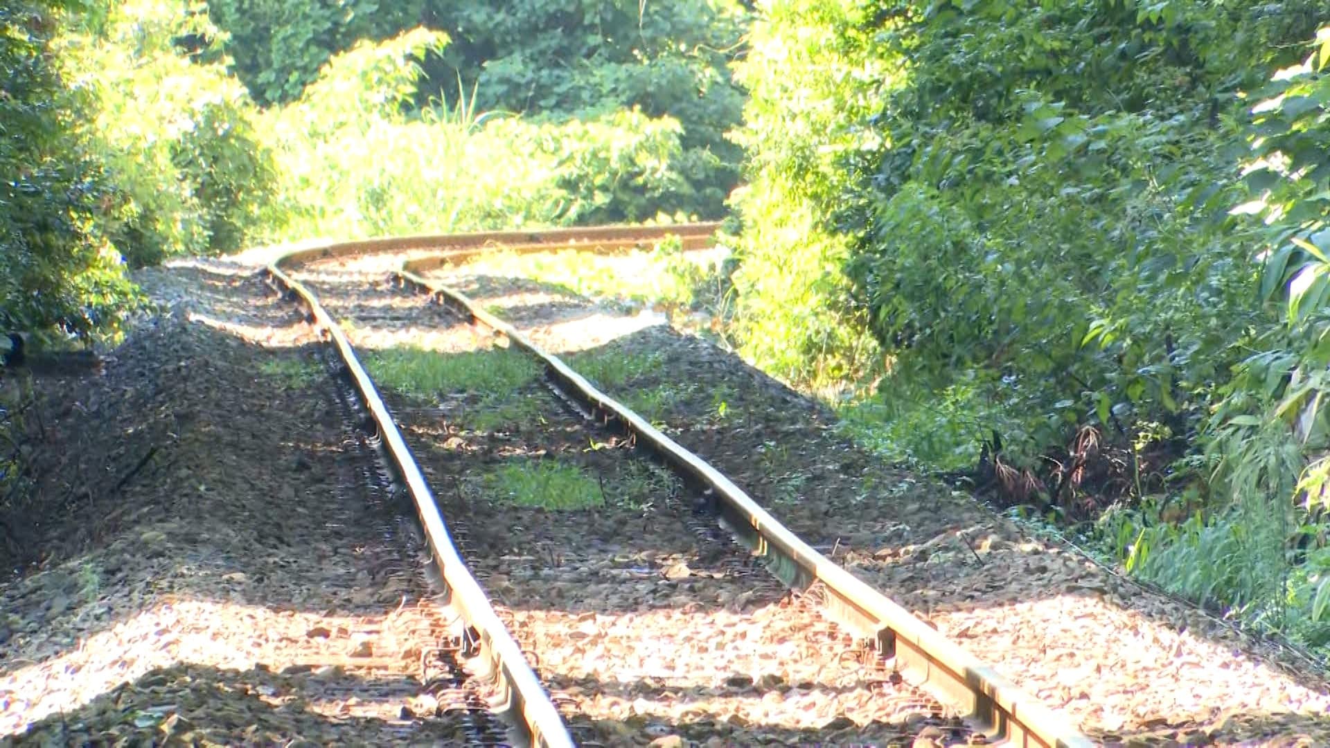 石川・のと鉄道の線路脇のり面崩れ一部運休　記録的大雨を受け石川県に土砂災害警戒情報