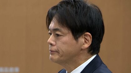 「ポンコツ」「クズ」“パワハラ”認定された横浜市長を市議会が追及　銃撃ポーズなど「心から反省」も続投示唆に市民は？