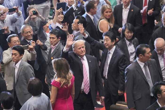 撮影:産経新聞社