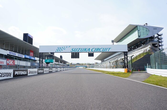 「モータースポーツエリア」のレーシングコース