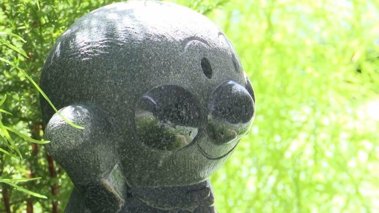 「うれしいというかすごく不思議」商店街から消えた「アンパンマン」像が帰ってきた！見知らぬ男性が近くの公園で見つけ届ける｜FNNプライムオンライン