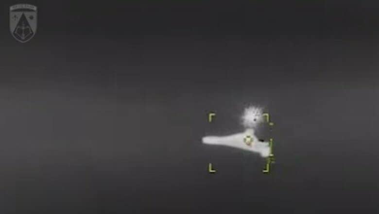 ジェットエンジン装備し高性能化したロシアの新型ドローン ウクライナは“奇手”で対抗か|FNNプライムオンライン