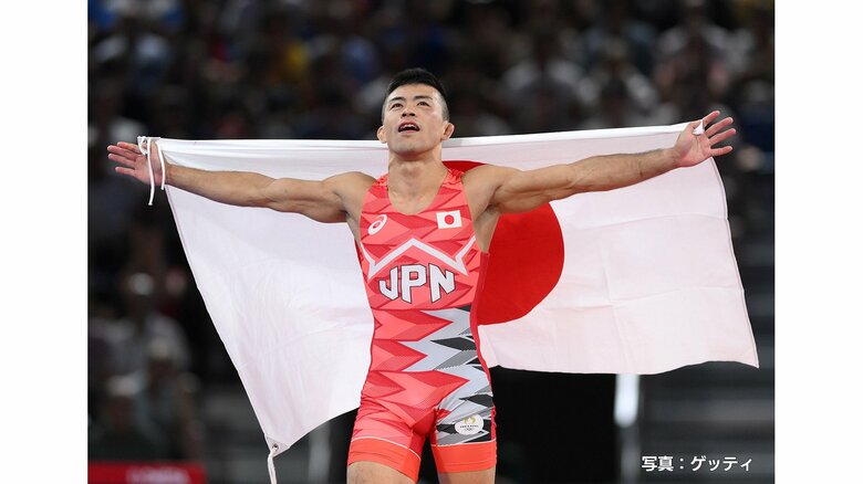 【速報】パリ五輪　レスリング　男子グレコローマンスタイル60キロ級　文田健一郎が悲願の金メダル｜FNNプライムオンライン