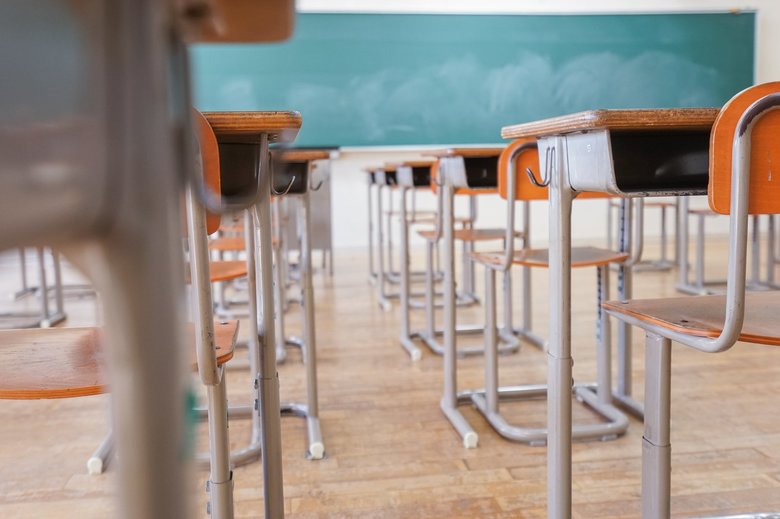 臨時休校で授業が遅れ行事を開催できない学校も(画像はイメージ)