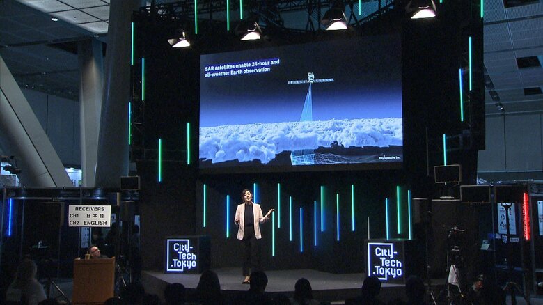 コンテストの様子　5分という限られた時間で熱いプレゼンが行われた