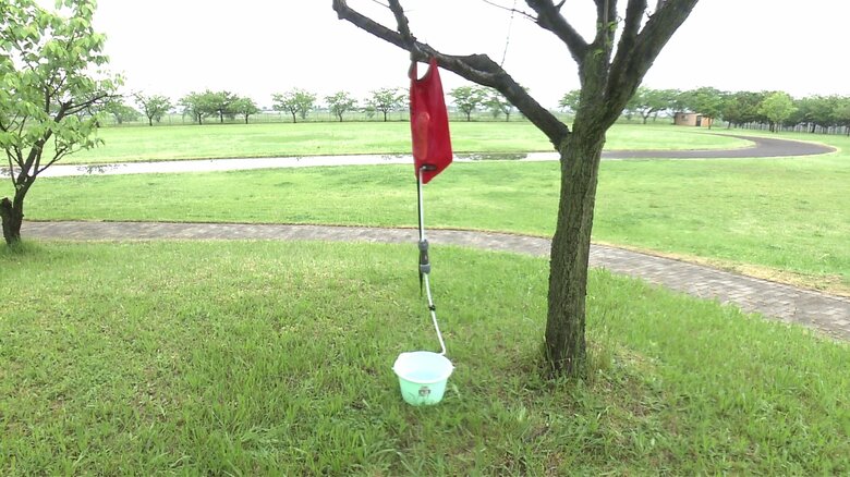 高い所につるして使うタイプのろ過器